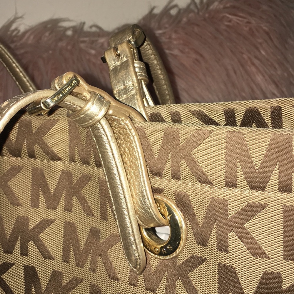 MICHAEL KORS - Picture 2 of 3